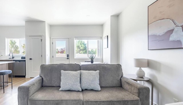 Landing | Spectacular 3BD, Gym, Clubhouse in Billings