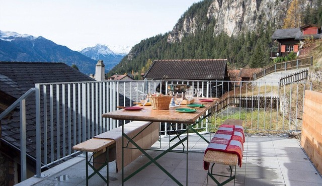 Large alpine house for 10 with panoramic view in Schmitten