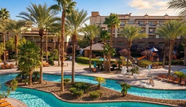 Las Vegas 1BR Retreat – Full Kitchen & Relaxing Pools in Las Vegas