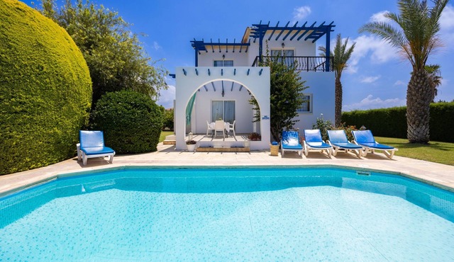 Lemon Grove Villa Ena in Argaka