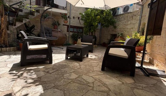Licensed Loula's Village House-Arsos, Cyprus Wine Route in Arsos
