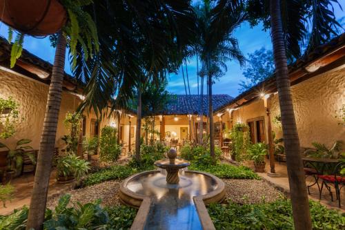 Los Robles Charming Colonial Boutique Hotel in Managua