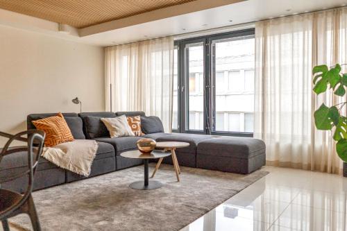 Luxurious 3-Br Apt with Balcony in Helsinki