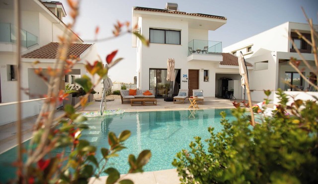 Luxury Sea-View Villa with Private Pool & Coastal Charm in Larnaca. Book now! in Sophtadhes