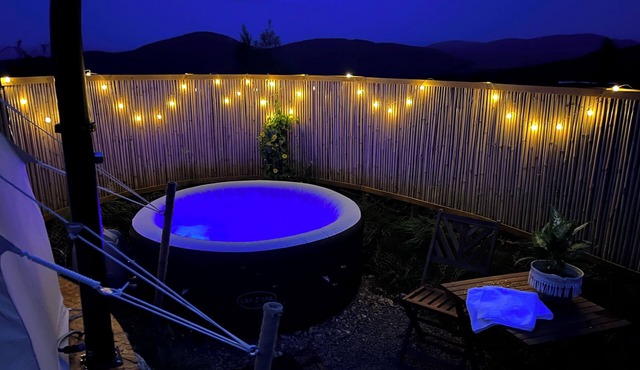 Luxus Glamping-zelt Direkt an der Hohe Wand - mit Sternenfenster & Whirlpool in Hohe Wand