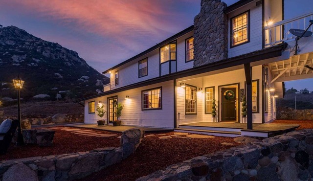 Lyons Peak Shared Home - San Diego Gem! in Jamul