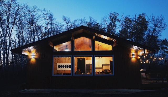 Mod Bungalow Summary: in Onanole
