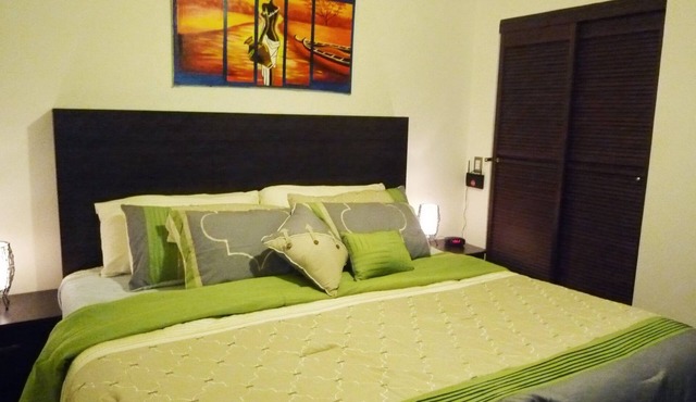 Modern Apartment w/pool in Granada