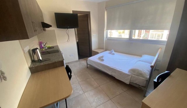 Modern studio in historic center near beach