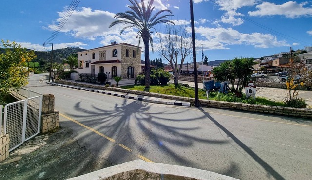 Mountains Retreat Rooms & Suites in Agios Theodoros