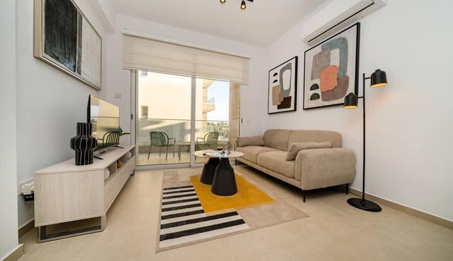 New 1 bedroom flat next to university in Aglantzia