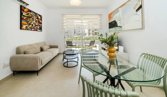 New 1 bedroom flat next to university in Aglantzia