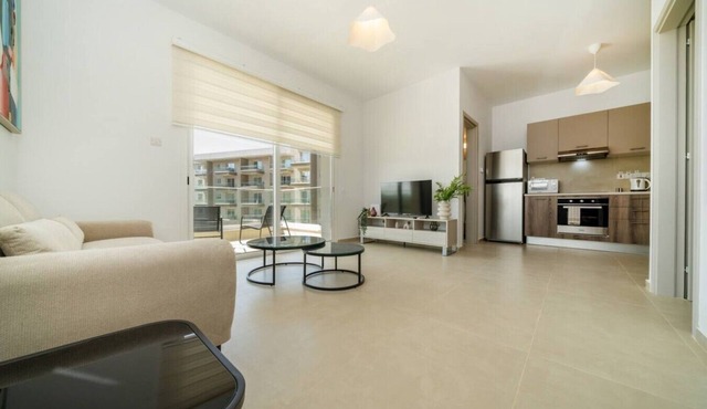 New 1 bedroom flat next to university in Aglantzia
