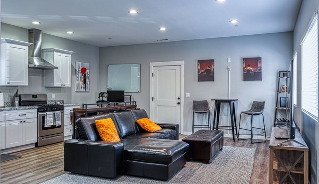 New build (2020) 2 BED 2 BATH near Martinez downtown in Martinez