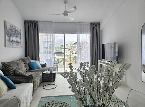 Newly Renovated Venus beach 500 m Gated REGINAgardens1, license oo11363 in Paphos