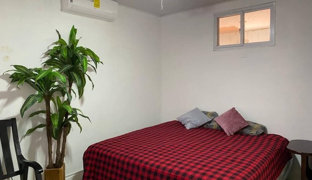 Nice room overlooking the lake, in the heart of Managua. in Managua