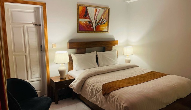 Nook House - Stay, Explore, Experience in Murree