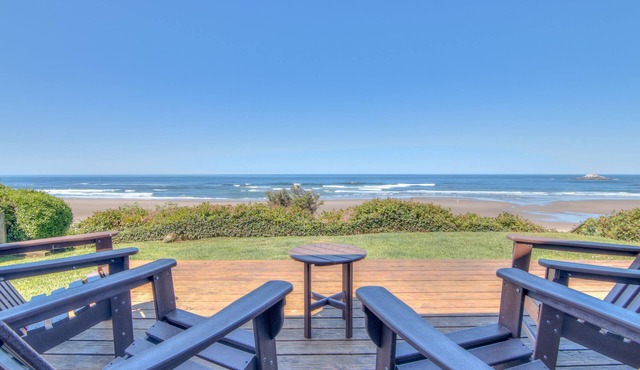 Oceanfront Home with Panoramic Ocean Views - Changing Shores in Lincoln City