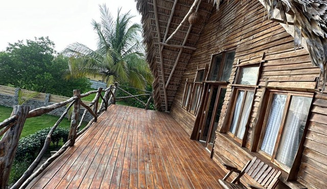 Oceanfront Surf House w/Pool on One-Acre Gated Property in Aposentillo