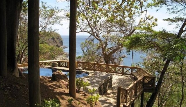 Oceanfront Tree House - Casa Arbol Grande in San Juan del Sur