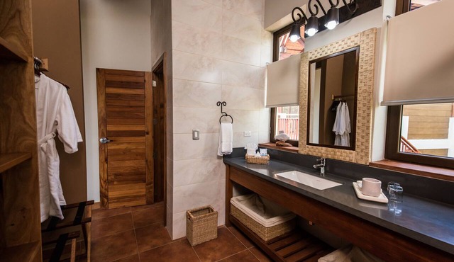 Pacaya Lodge & Spa in Catarina