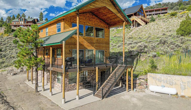 Panguitch Lakehome | Lake View | Sleeps 12 in Panguitch