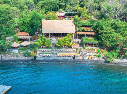 Paradiso Lakeside Resort in Managua