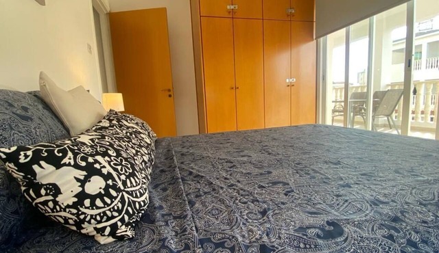 Peaceful spacious 2 bed apartment in Paphos great location in Paphos