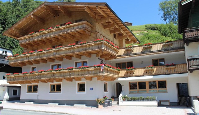 Pension Michael - Jokercard im Sommer inklusive in Saalbach-Hinterglemm