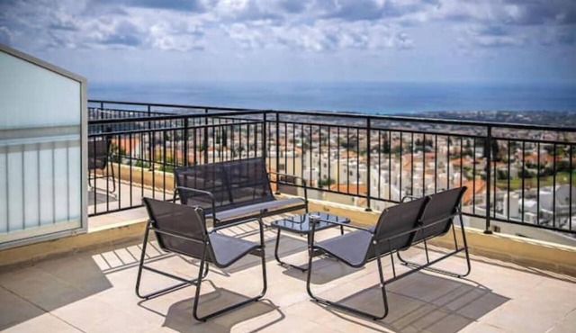 Peyia Pearl 27 – Sea View Studio w/Large Veranda