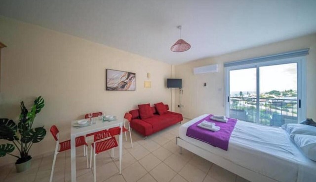 Peyia Pearl 62 – Sea View Studio