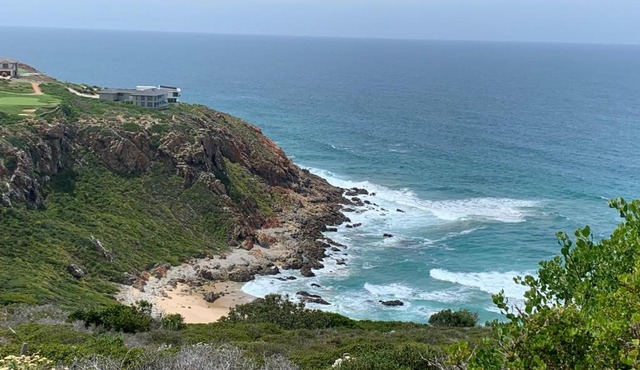Pinnacle Point 2 bed lodge available for short stay in Mossel Bay