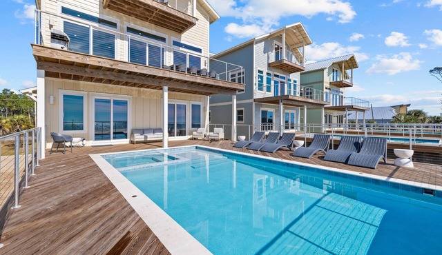Playa Plata: Private Pool, Pet Friendly, Sleeps 23! in Indian Pass