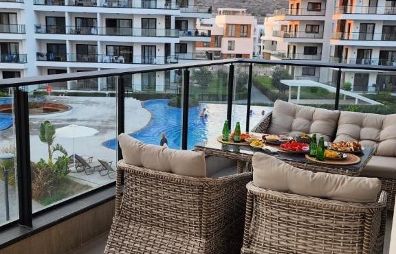 Pool and Sea View 1 Bed Spacious Apartment in Dherinia