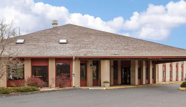 Quality Inn Macomb near University Area in Macomb