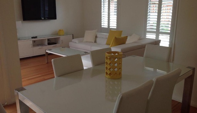 Race Course Apartments in Yarra Glen