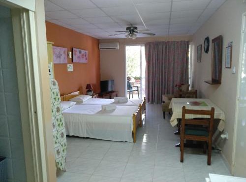 Rantzo Holiday Apartments