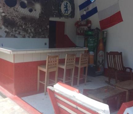 Restaurante polaco and a room for rent. in Las Peñitas
