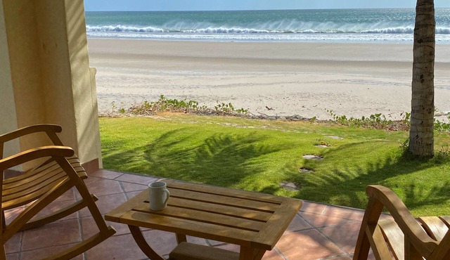 RIGHT ON THE BEACH! in Tola
