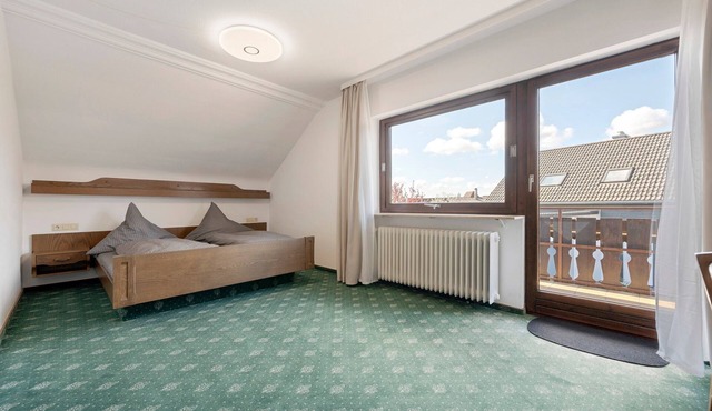 Room "Guest Room 6" with Balcony and Wi-Fi in Freudenstadt