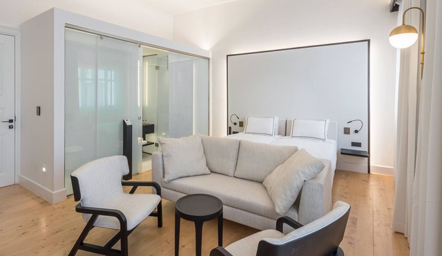 S Paul Hotel