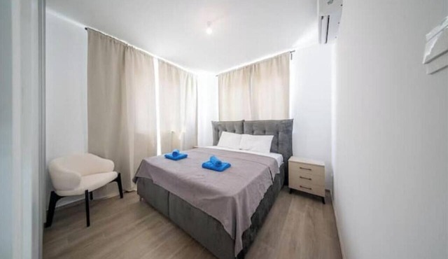 Serene Gardens 2BR w/Pool in Livadia Larnakas