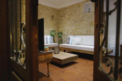 Serenity Boutique House in Vouni