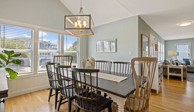Sojourn | Country Club Access | 5 BR | Sleeps 12 in Kill Devil Hills