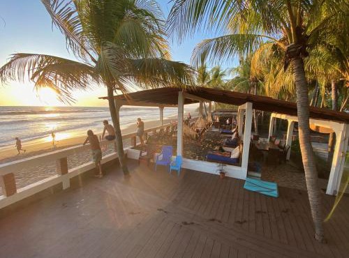 SOLID Surf Camp Hostel Nicaragua in El Tránsito
