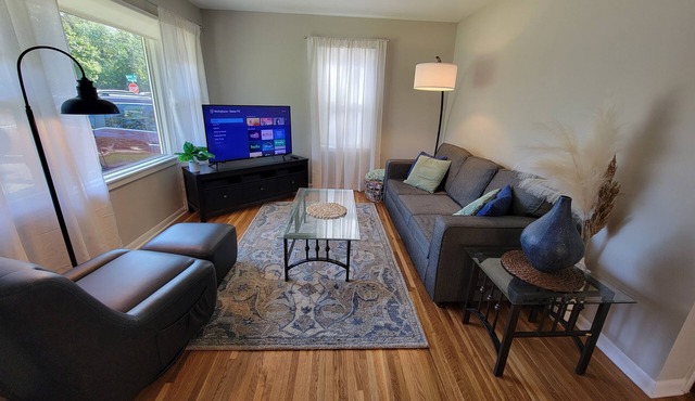 Spacious 5-bedroom house in terrific Hopkins with open living and dining space. in Hopkins