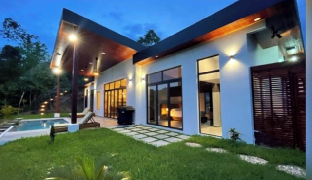 Stunning 2 BR Villa w/Private Pool and Glorious Views Set Atop a Lush Hill in the Rainforest in Belize