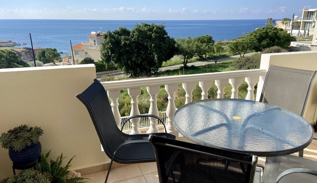 Stunning Sea View Apartment in the Sea Caves in Peyia