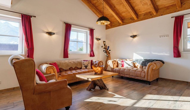 Stunning stay with a large roof terrace and view in Piesendorf