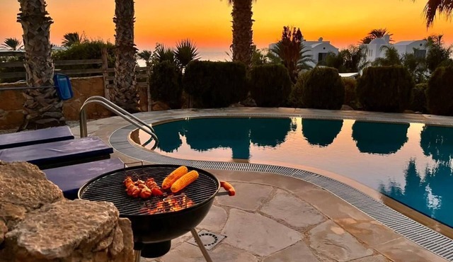 Stunning Villa 200m from the Sea